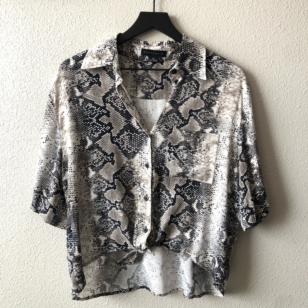 NEW Sanctuary Snakeskin Print Tie-Front Blouse Boxy Short Sleeve Button Up Top